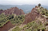 Pirin Mountains, the sand pyramids of Melnik 